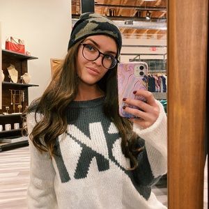 Meet your Posher, Macayla